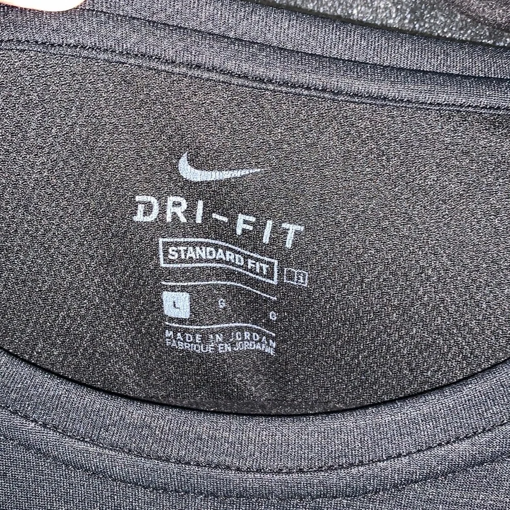 🟪Firm Price🟪 Nike Dri fit short sleeve tee